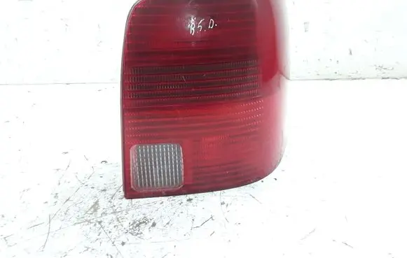 Volkswagen PASSAT B5 Rear/tail lights 3B9945257