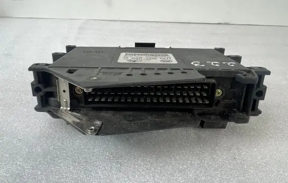 Volkswagen Golf III ABS control unit/module 1H0907379D