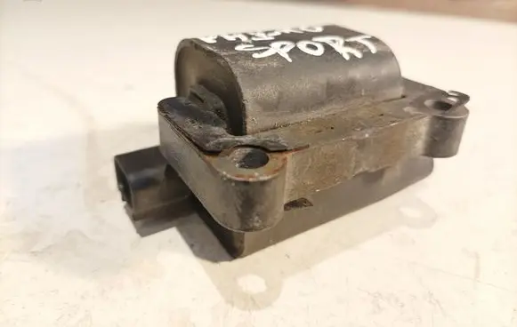 Mitsubishi Pajero Sport I High voltage ignition coil FC0021