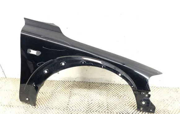 Volvo V70 Fender