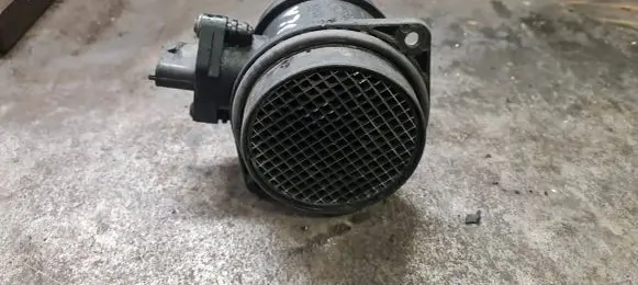 Volvo S80 Mass air flow meter 0280218108