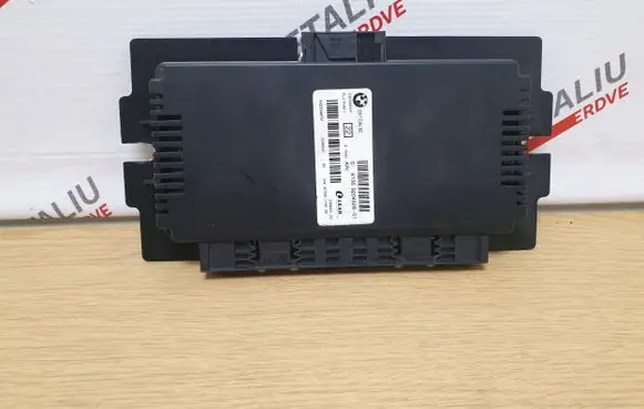 BMW 3 E92 E93 Light module LCM 9204526 61359204526