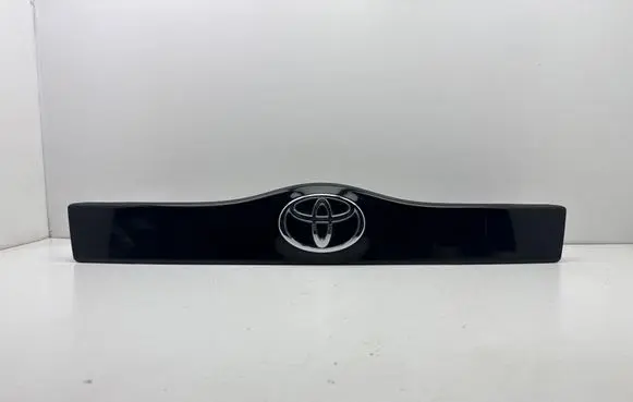 Toyota Prius (XW20) Trunk door license plate light bar 7680147050