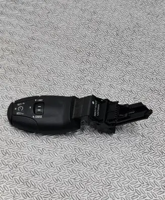 Peugeot 3008 I Cruise control stalk 96637157XT 12272004