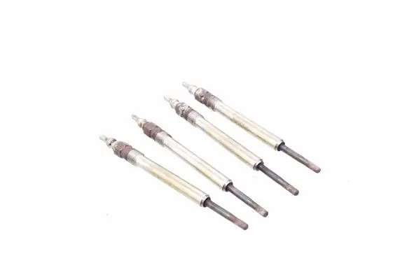 Skoda Octavia Mk3 (5E) Glow plug 03L963319A