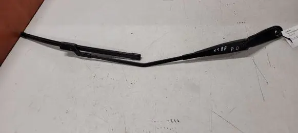 Volvo V40 Front wiper blade arm 31276060