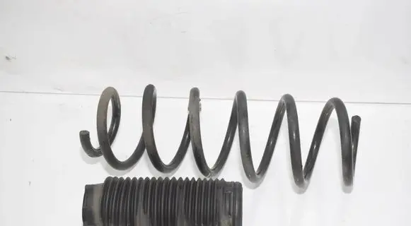 BMW 5 G30 G31 G38 Front coil spring 6882393 31336882393 6866788
