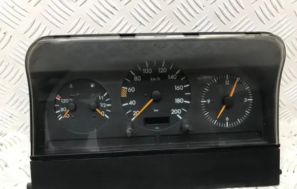 Mercedes-Benz Sprinter W901 W902 W903 W904 Speedometer (instrument cluster) 0005425301