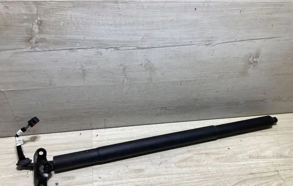 Audi Q3 F3 Tailgate strut 83F827851A