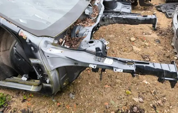 Volvo V40 Front quarter panel 