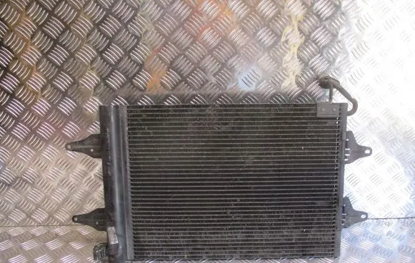 Volkswagen Polo IV 9N3 Air conditioning (A/C) radiator (interior) 