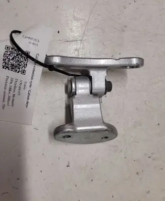 Volvo V50 Rear door upper hinge