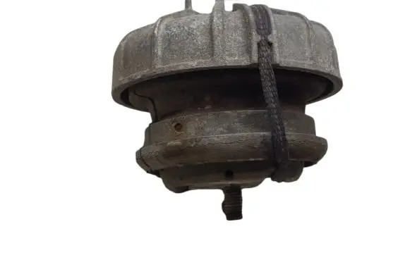 Mercedes-Benz Vito Viano W639 Engine mount bracket A6392410513