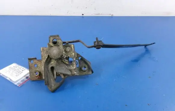 Ford Fiesta Engine bonnet/hood lock/catch