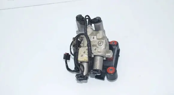 BMW 5 F10 F11 Air suspension compressor 6775258 37146775258 37144077782