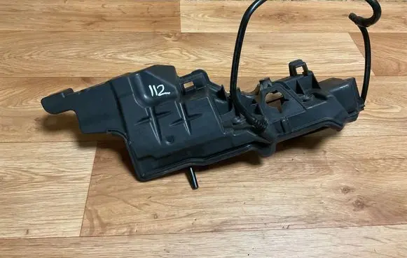 Other engine bay part