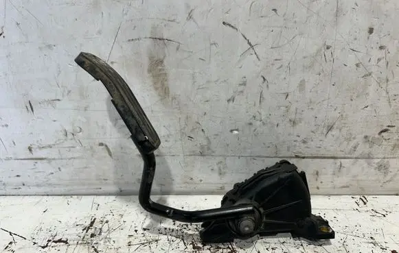 Volkswagen Sharan Accelerator throttle pedal 7M3721603B