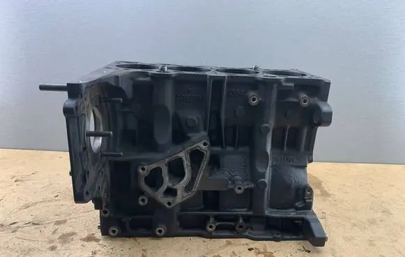 BMW 3 E46 Engine block 7786664 11117788074 83197515683
