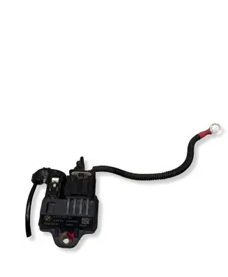 BMW 4 F32 F33 Glow plug pre-heat relay 857008702 130814 0522120103