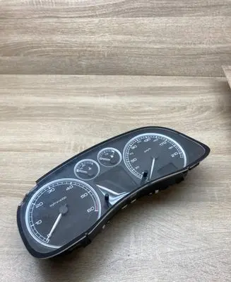 Peugeot 307 Speedometer (instrument cluster) 9636708880E