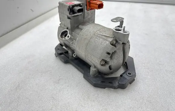 Volkswagen ID.4 Air conditioning (A/C) compressor (pump) 1EA820807B 1EA816797F
