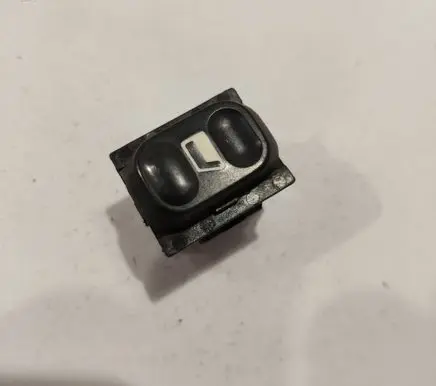 Citroen Berlingo Electric window control switch M6074