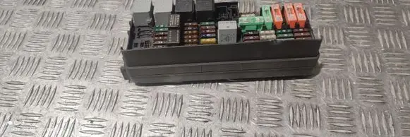 Mercedes-Benz ML W164 Fuse box set 0025427219