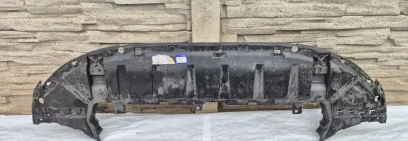 Volvo V60 Front bumper skid plate/under tray 32227198