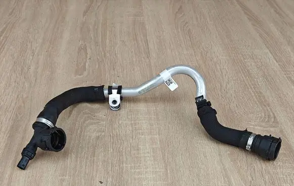 BMW X6 G06 Coolant pipe/hose 8596428 7823993