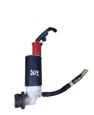 Toyota Yaris Windscreen/windshield washer pump 