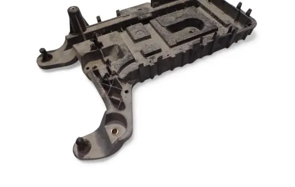 Volkswagen Caddy Battery tray 1K0915333