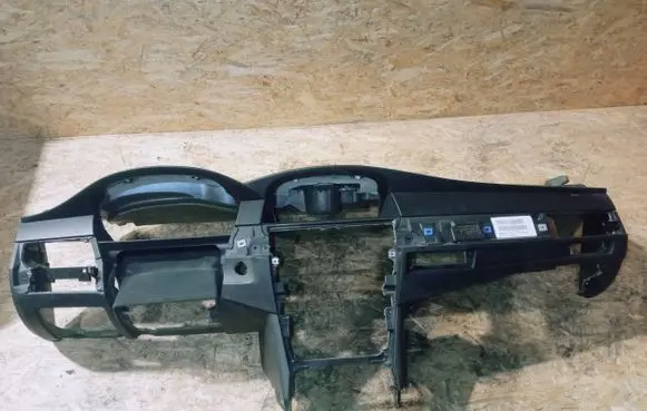 BMW 5 E60 E61 Dashboard 6976421 07B333RB0702C
