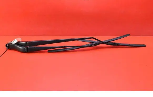 Opel Insignia A Front wiper blade arm