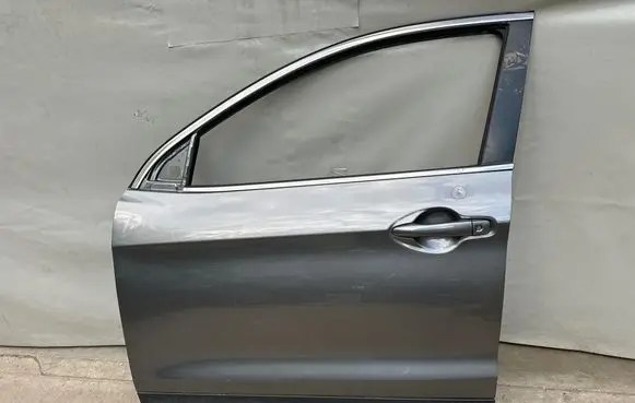 Nissan Qashqai Front door H0101HV0MB