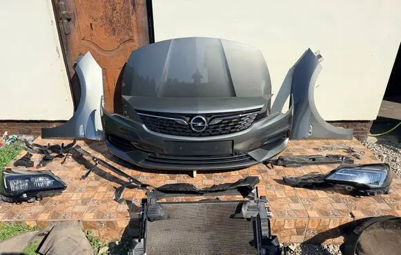Vauxhall Astra K Front piece kit
