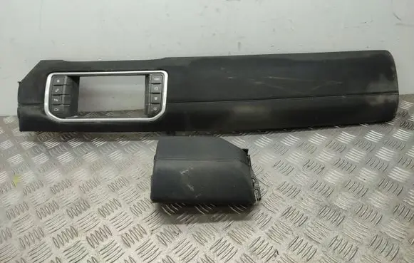 Land Rover Range Rover Evoque L538 Dashboard center trim panel 