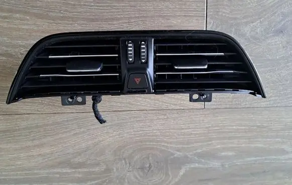 Ford Focus Dashboard air vent grill cover trim JX7B19K617AG3UAW