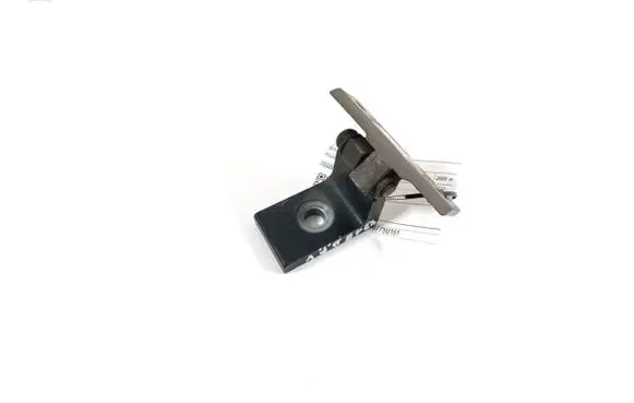 BMW X6 E71 Front door upper hinge 7068074