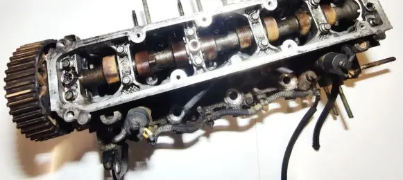 Engine head