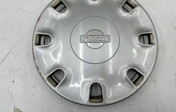 Nissan Primera R14 wheel hub/cap/trim 4031593j00