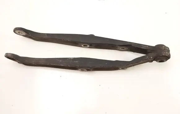 Rear control arm