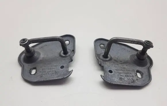 Skoda Kamiq Engine bonnet/hood lock/latch loop/hook 3V0823185A 3V0823186A
