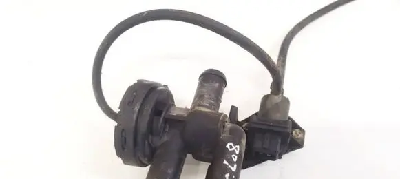Saab 9-5 Valve vacuum 51771832