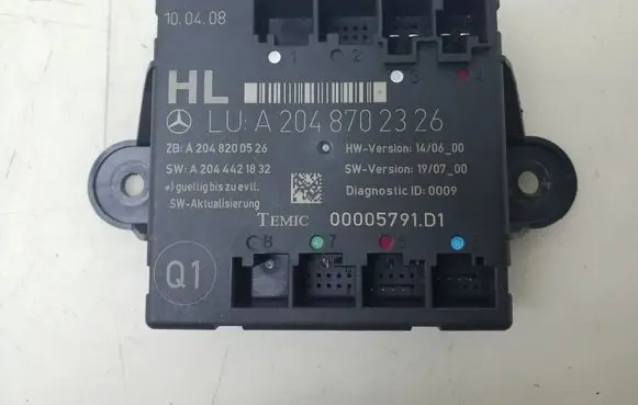 Mercedes-Benz C W204 Door control unit/module A2048702326