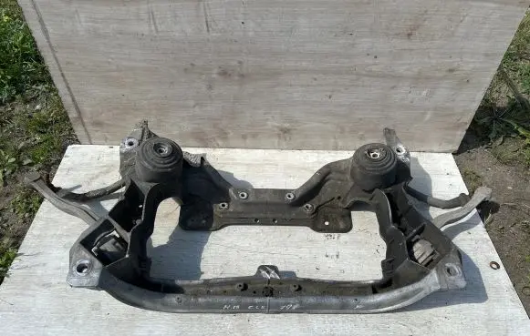 Mercedes-Benz CLK A209 C209 Front subframe 2036280557