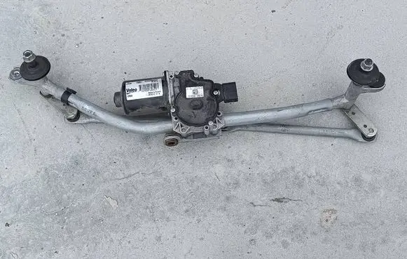 Jaguar F-Pace Front wiper linkage W000060842 389000608427