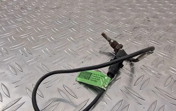 Jeep Grand Cherokee Exhaust gas temperature sensor 45962128G 1434001916175