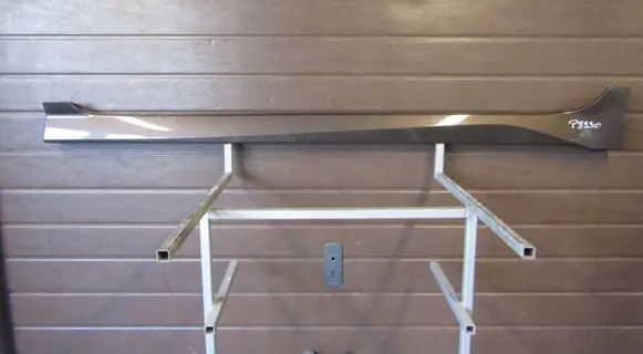 Front sill (body part)