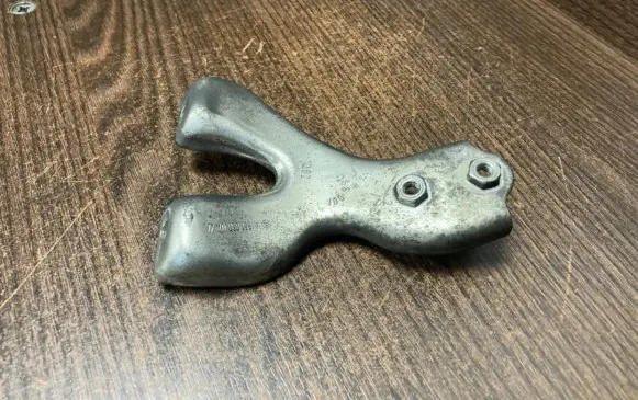 Mercedes-Benz Vito Viano W639 Engine mounting bracket 6510900727