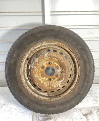 Iveco Daily 6th gen R16 spare wheel